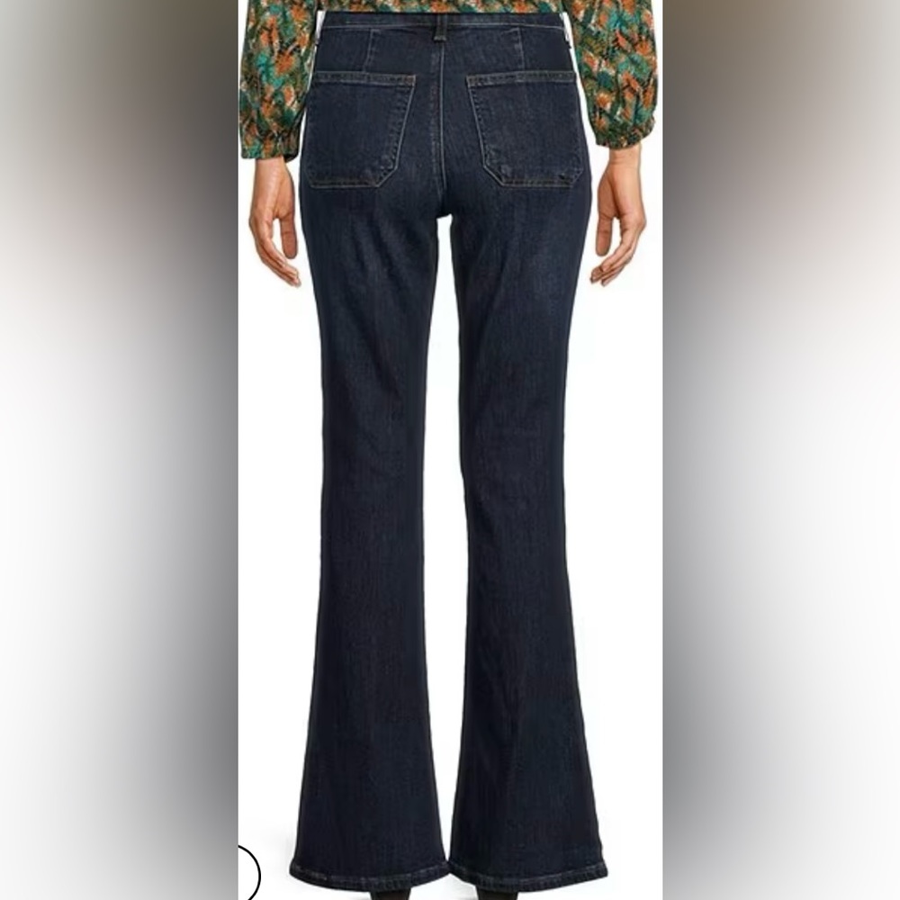 NWOT Ana High Rise Flared Leg Patch Pocket Stretch Denim Jeans Size 4 (fits 6)